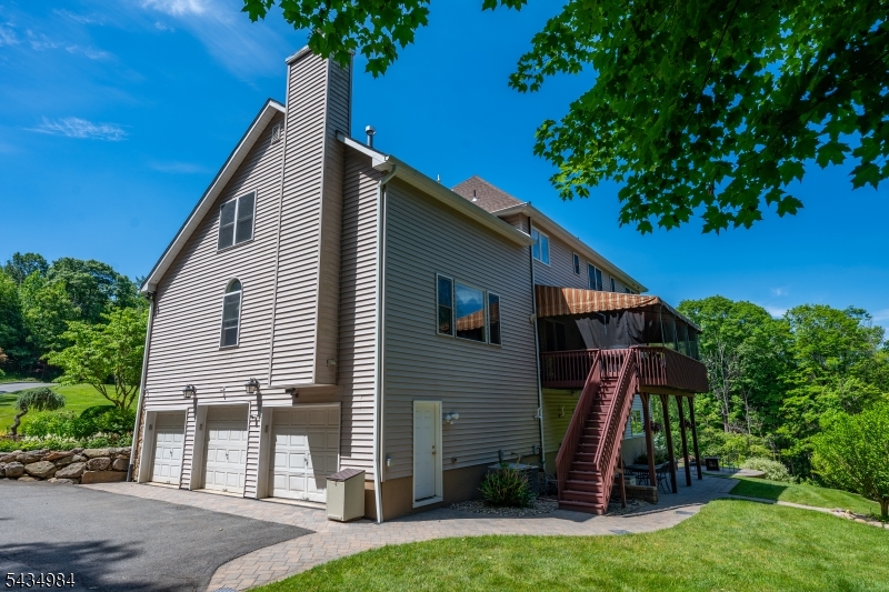 11 Stoneridge Ct
