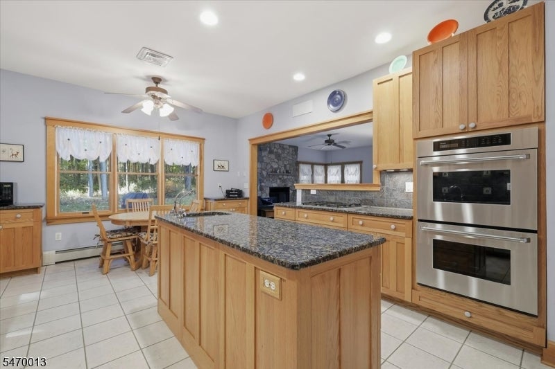 352 Woolf Rd