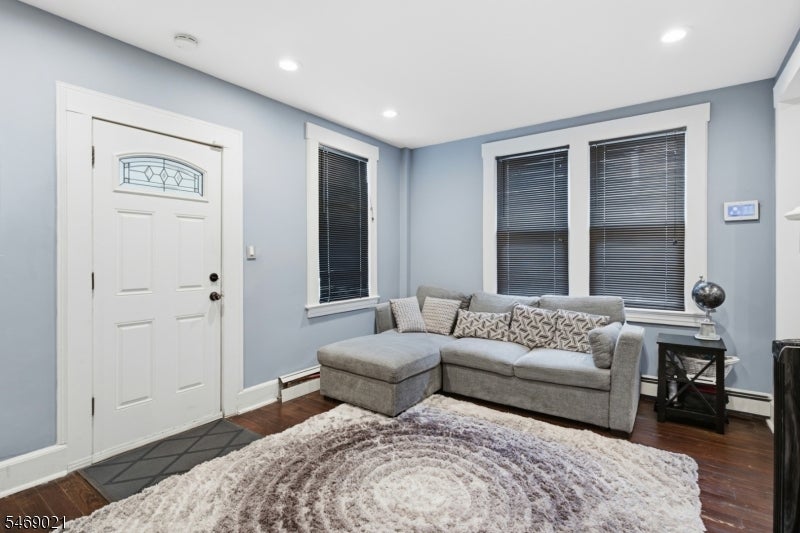 104 Brighton Ave
