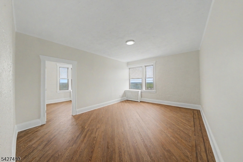 204 Church St 3B