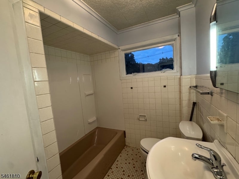 264 Cozy Lake Rd
