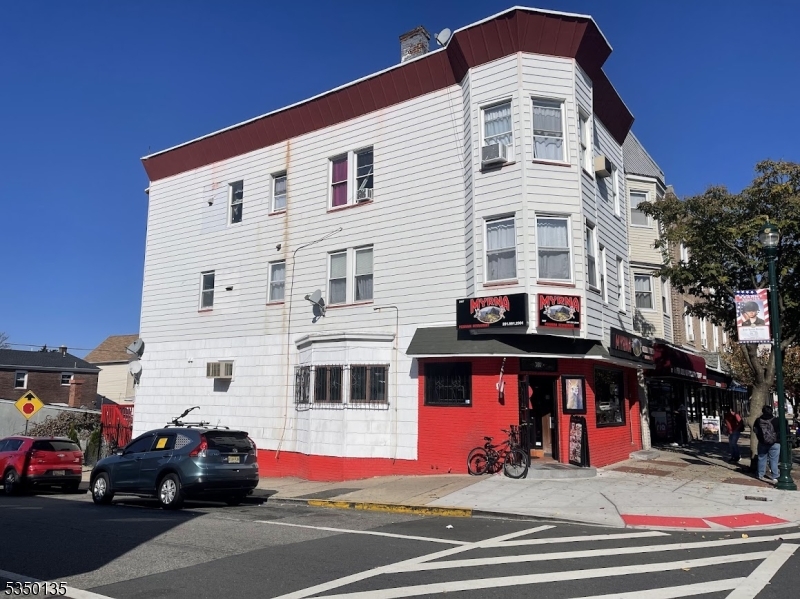 307 Kearny Ave
