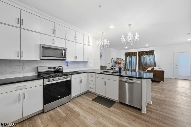 1 Sadie Cir 1101