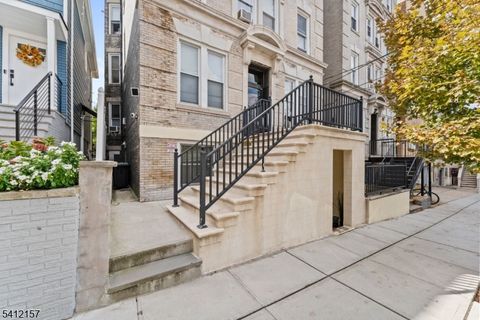 47 47th street 9 Weehawken Twp. NJ 07086