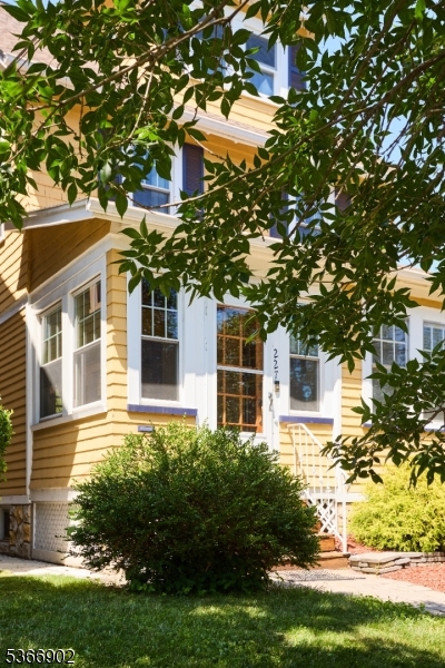 227 Parker Ave