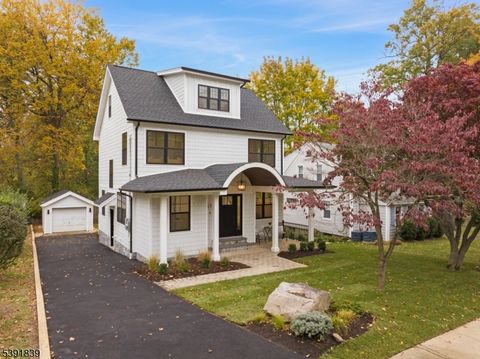 Photo of 47 Red Rd, Chatham, NJ 07928 (MLS # 3995291)