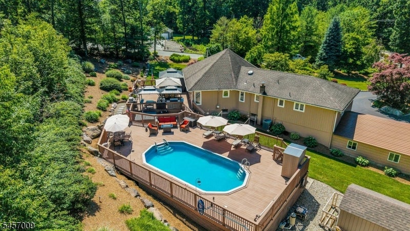 1034 Green Pond Rd
