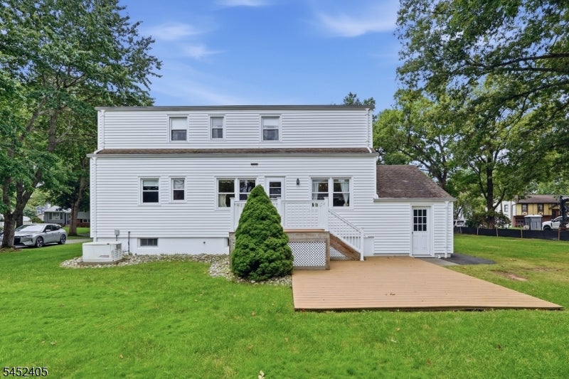 111 Primrose Dr