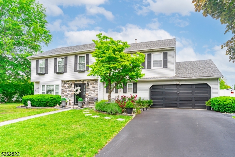 24 Higgins Rd