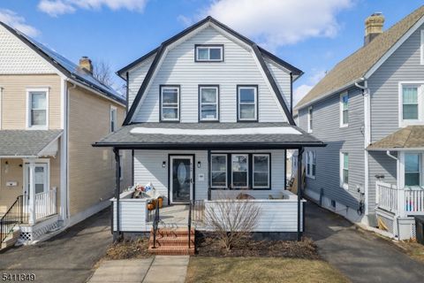 2106 Whittier St Rahway City NJ 07065