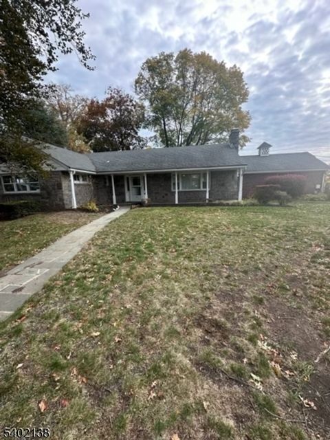 479 Grove St Clifton City NJ 07013