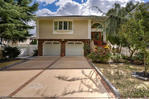 204 Gilbert Ave Elmwood Park Boro NJ 07407