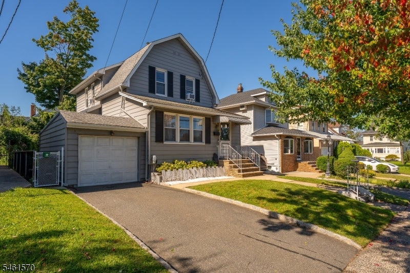 344 Rutherford Ave