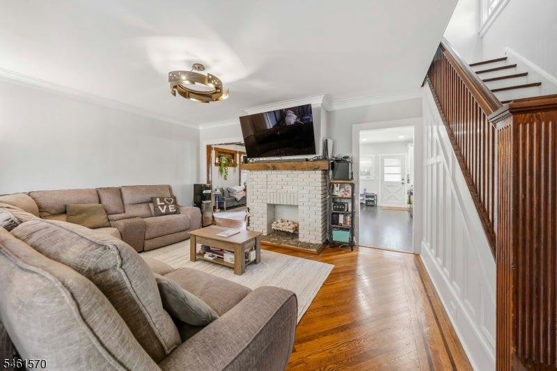 344 Rutherford Ave