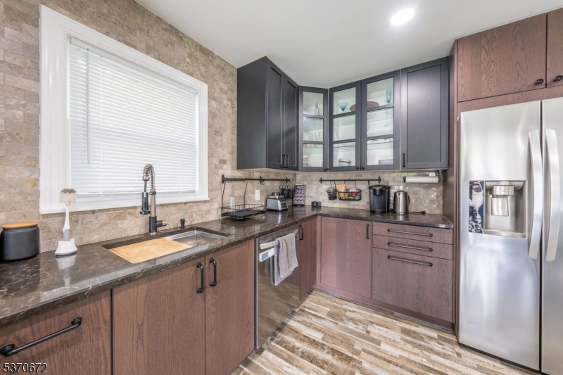 443 Richard Way