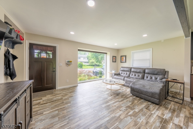 443 Richard Way