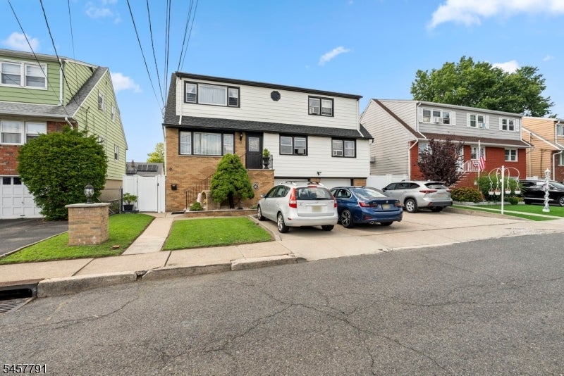 17 Joseph St 1
