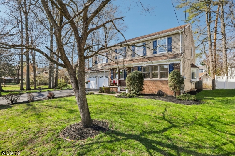 53 Salem St