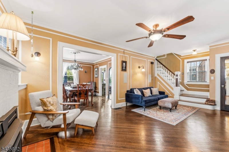 16 Coolidge Ave