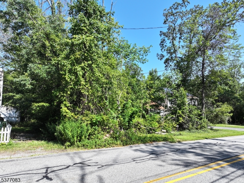 19 E Shore Lake Owassa Rd