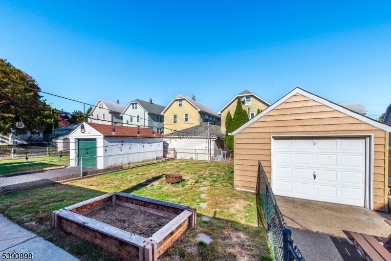 14 Hobart Pl