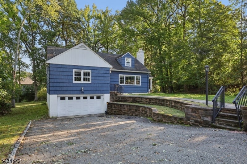 192 Rensselaer Rd