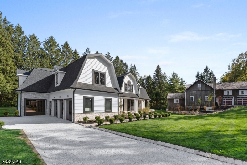 48 Pleasant Ave