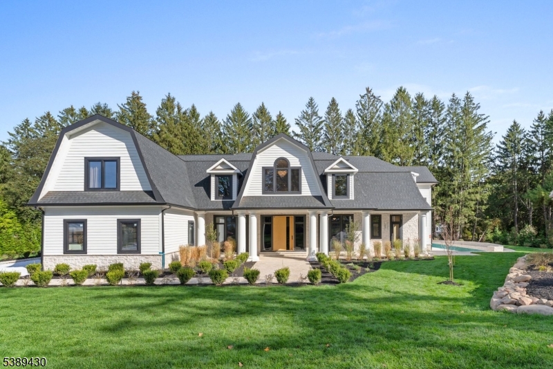 48 Pleasant Ave