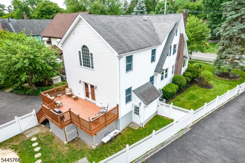 453 S Maple Ave