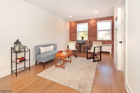 378 Claremont Avenue 3 Montclair Twp. NJ 07042