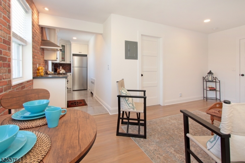 378 Claremont Avenue 3