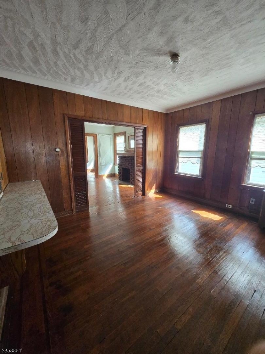 5 Franklin Ave