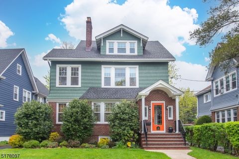 Photo of 238 Park St #2, Montclair, NJ 07042 (MLS # 3994949)