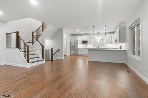 Photo of 22 Arcadia Pl, Union, NJ 07088 (MLS # 3993871)