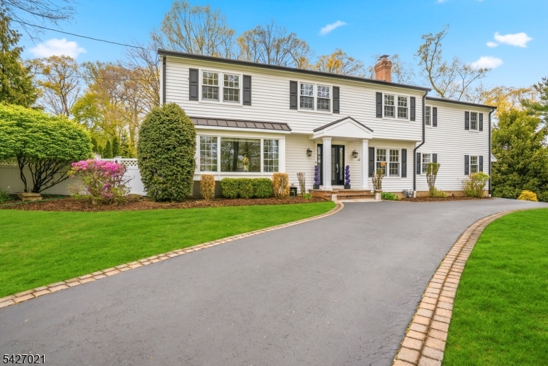 120 Tam O Shanter Dr