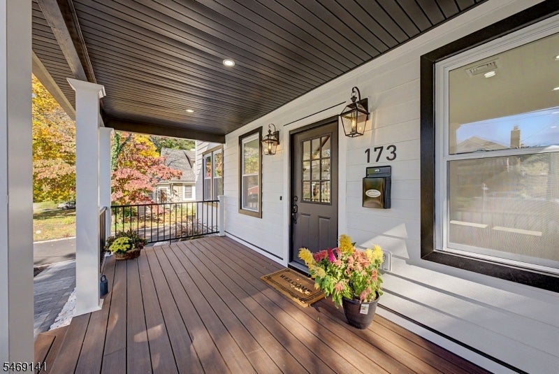 173 Lake Ave