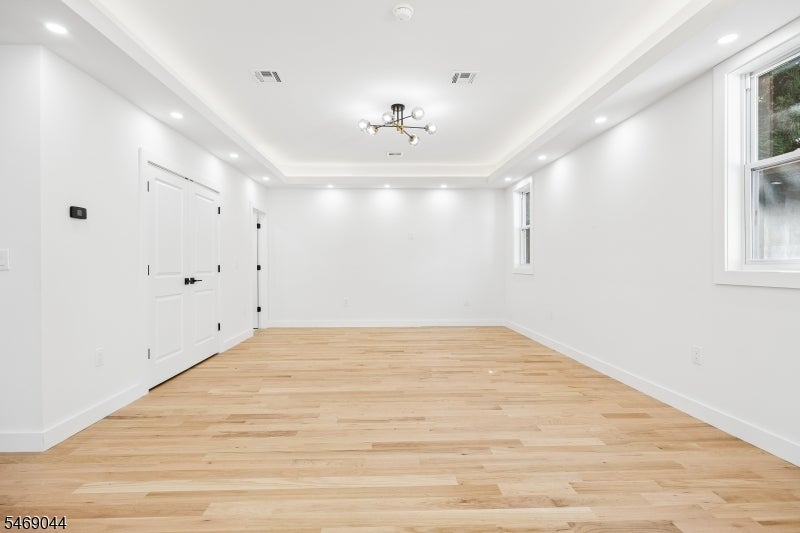 32 Oak Bend Rd