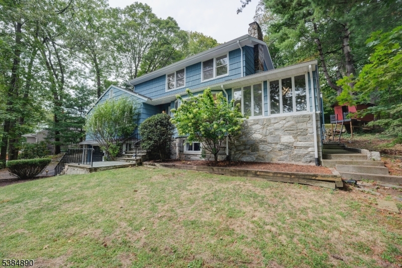 15 Ball Rd