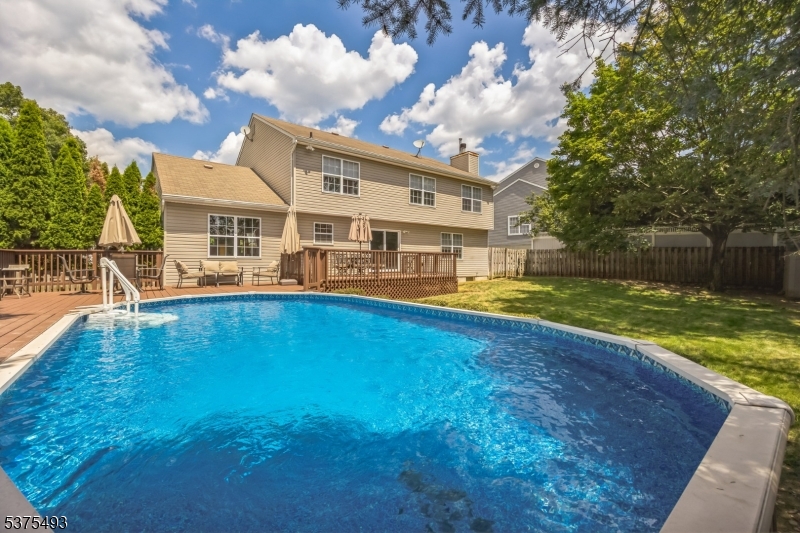 20 Elinora Dr