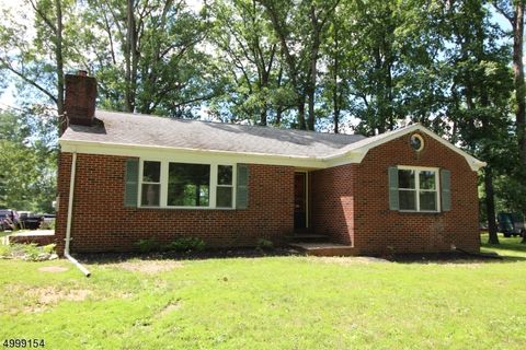 Photo of 117 Hwy. 202/31 S, Raritan, NJ 08551 (MLS # 3993407)