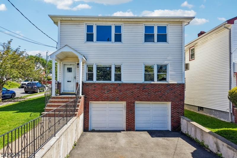 480-482 Boyden Ave
