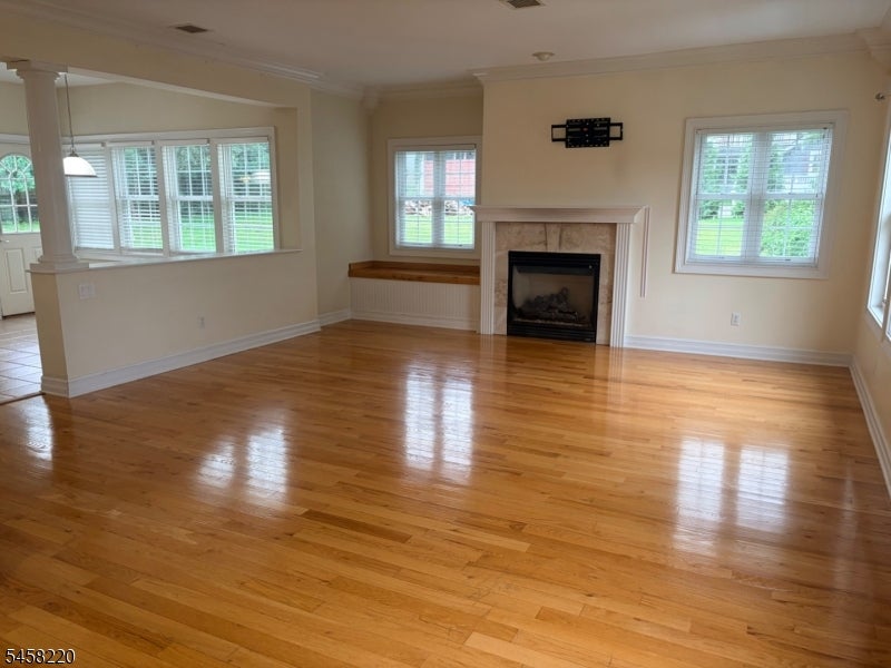 13 Springbrook Trl