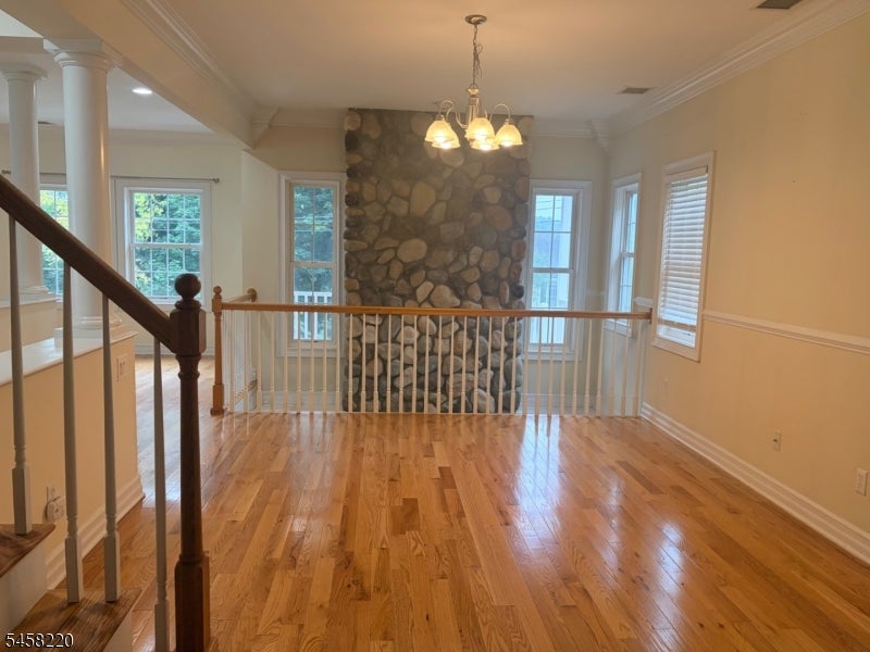 13 Springbrook Trl