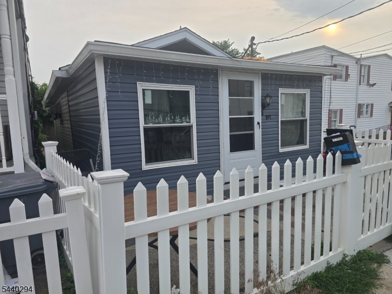 254 Union Ave