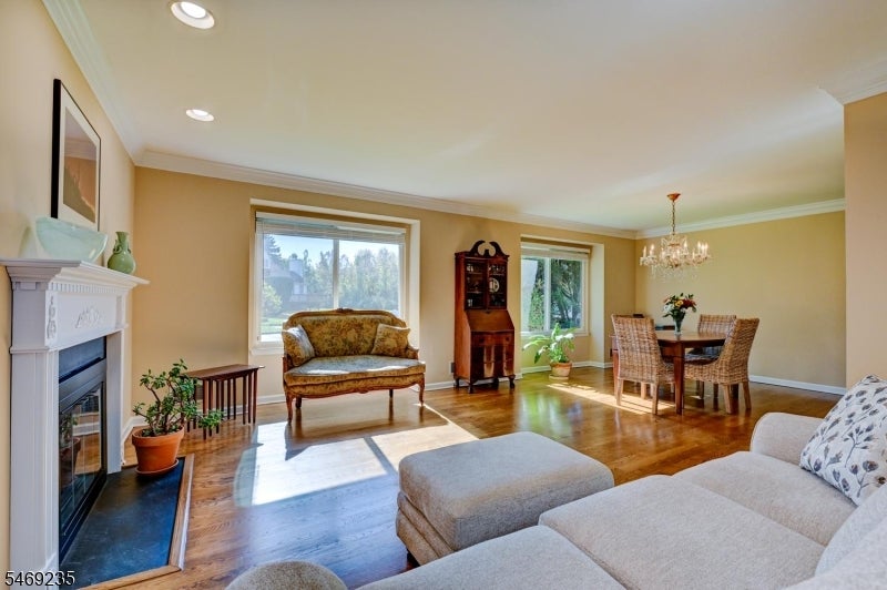 11 Cain Ct
