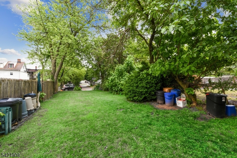 137 Valley Rd