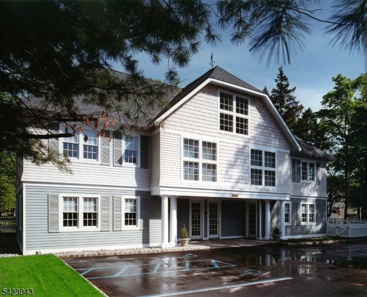 264 South St