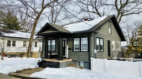 30 Woodside Ave Haledon Boro NJ 07508