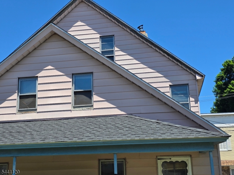 6 8 Fern Ave