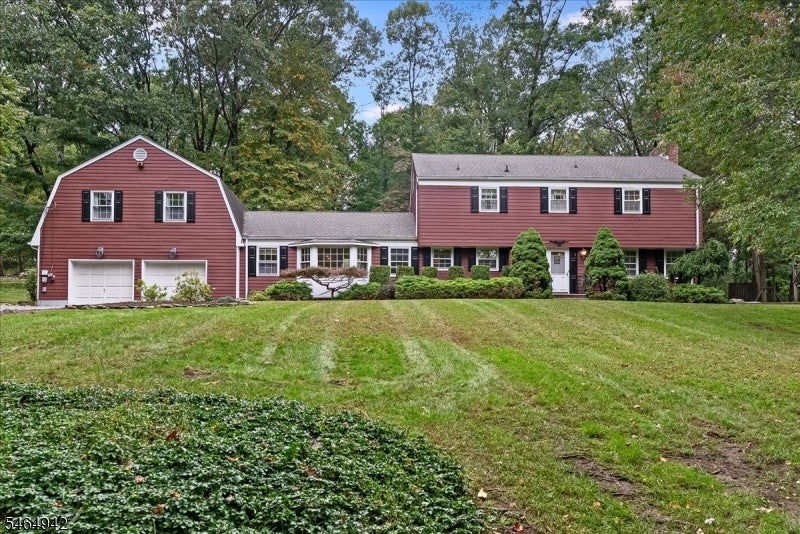 84 Fox Hollow Rd